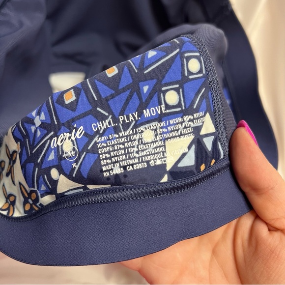 Aerie Blue Geometric Shapes Sports Bra, size XL - Picture 2 of 6